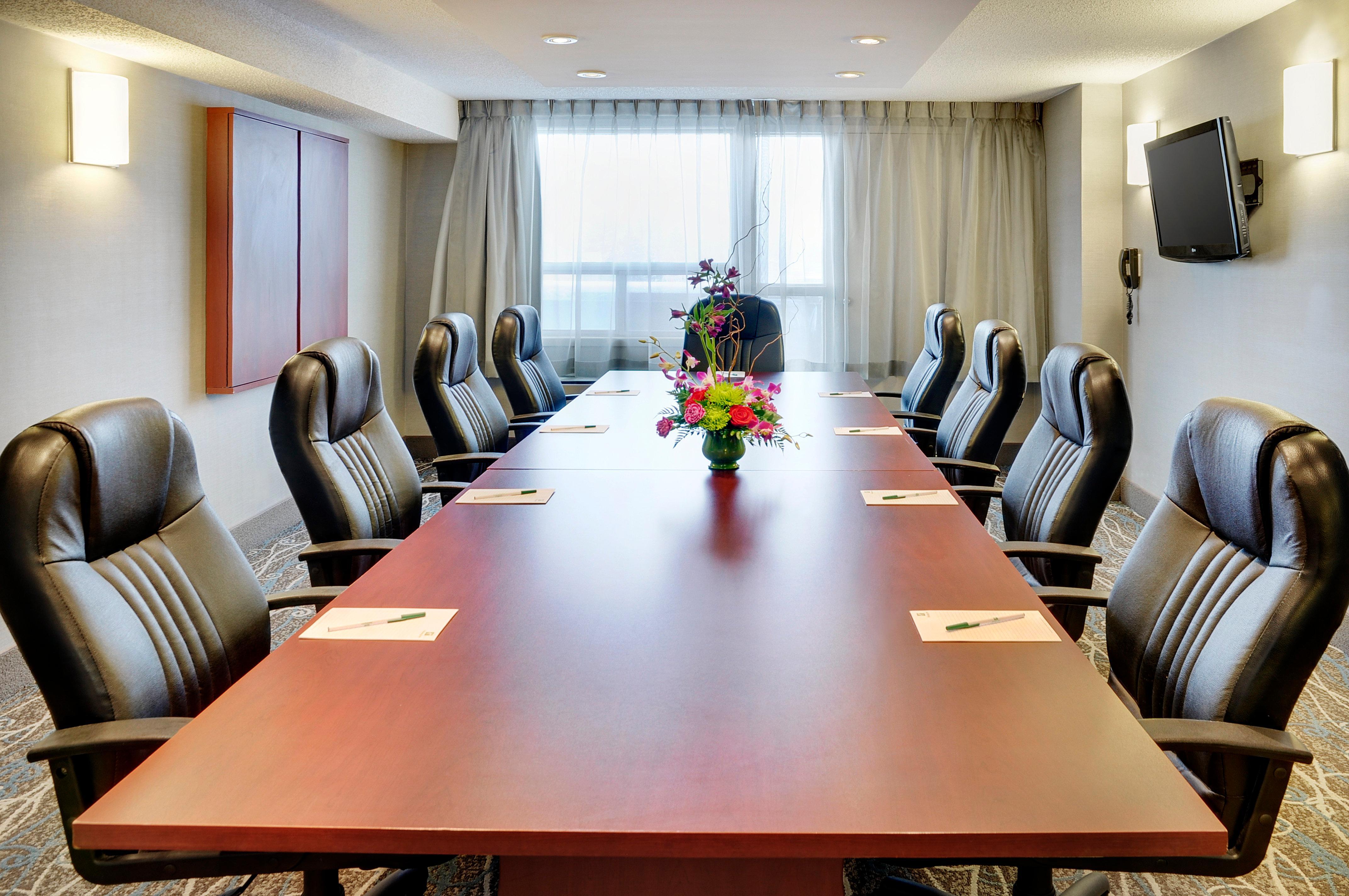 Hotel & By Ihg London