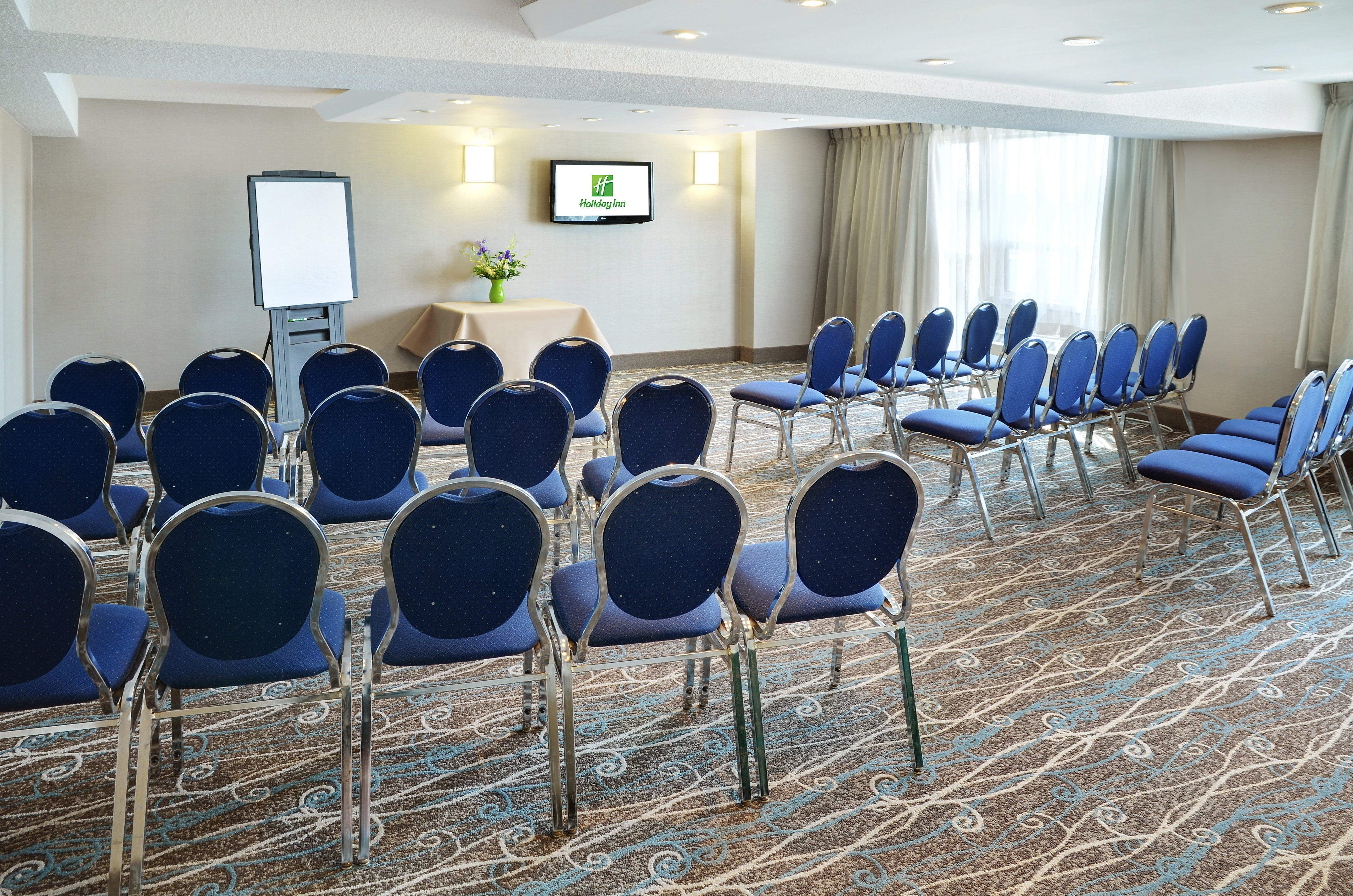 Hotel & By Ihg 3*